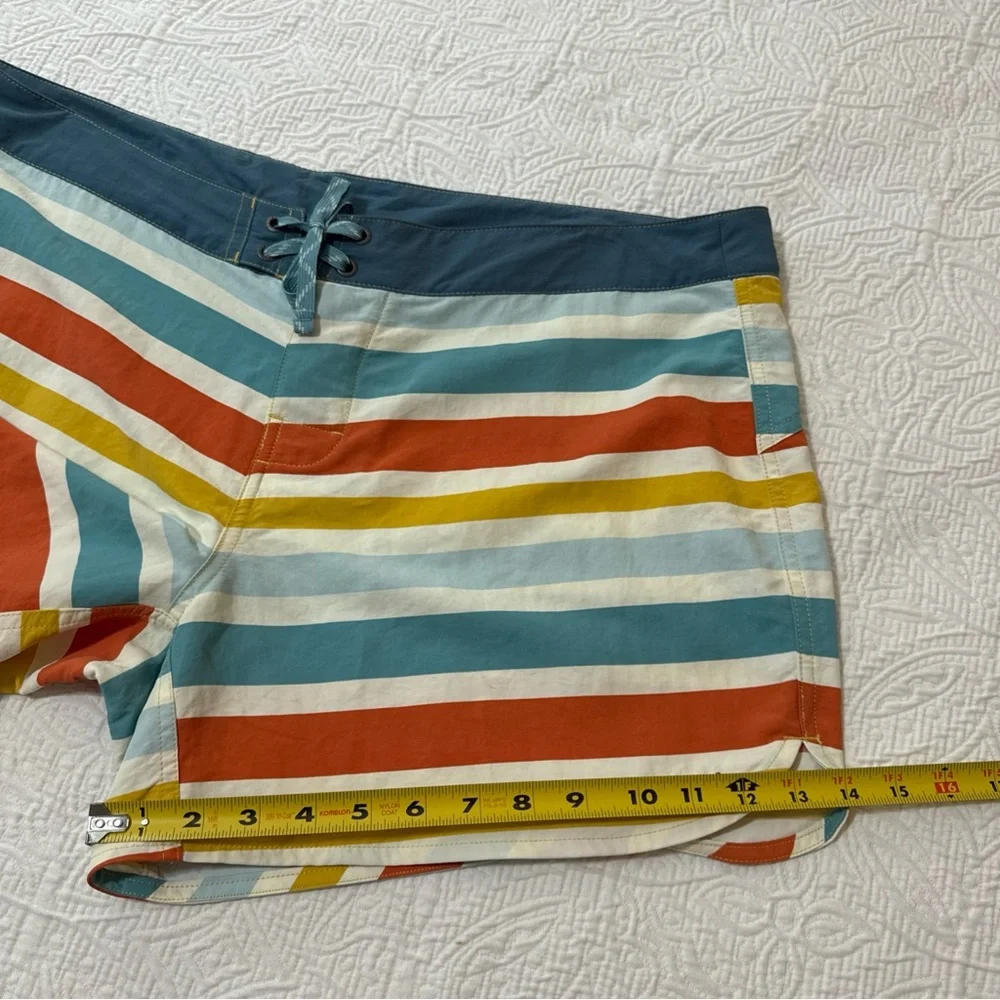 Patagonia Women’s Retro Striped Board Shorts Beach Summer Surf Swim Casual Sz 18